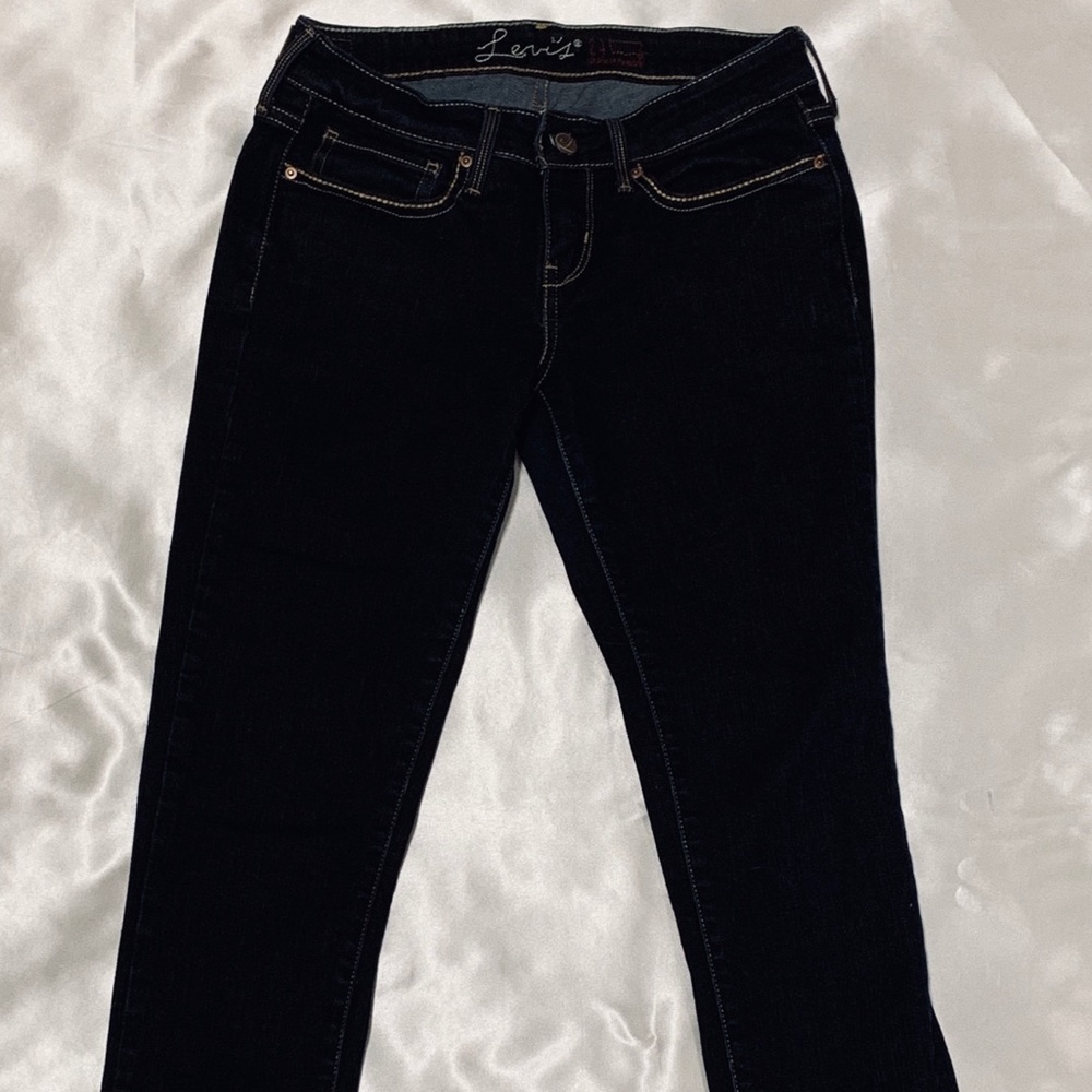 Levi’s Slight Curve Skinny Jeans💙